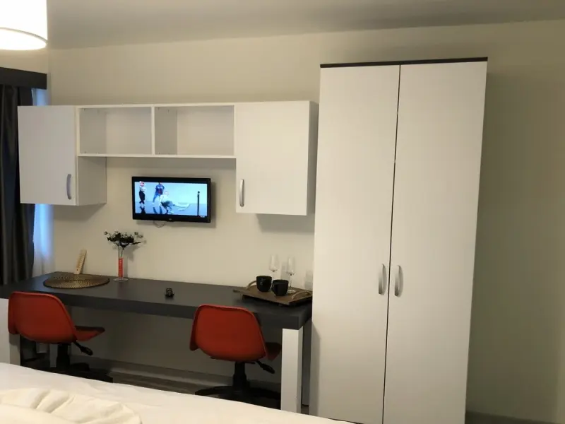 Eva Otel 5