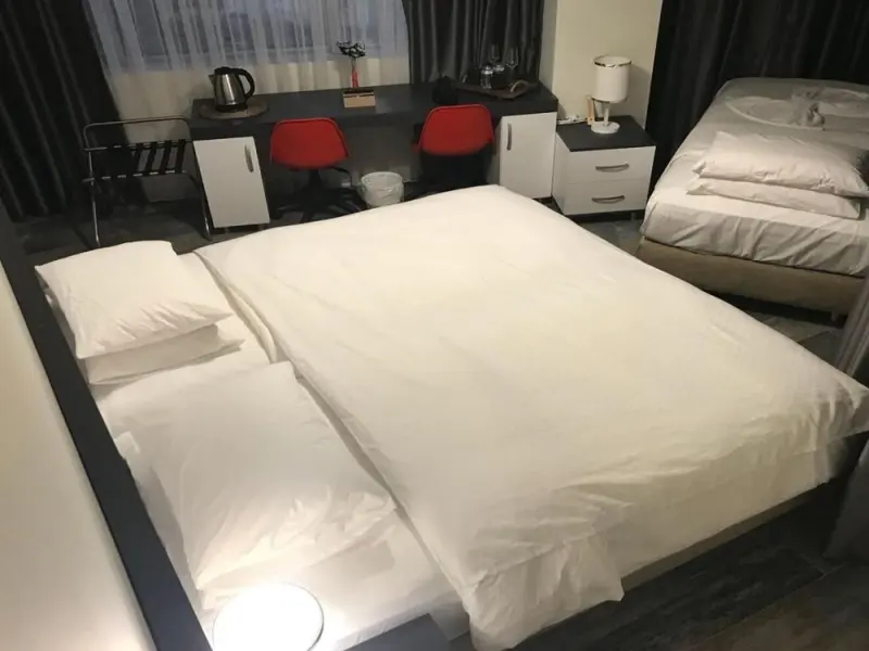 Eva Otel 8