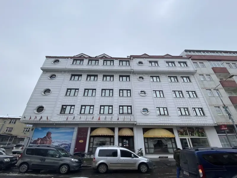 Hotel Kent Ani 10