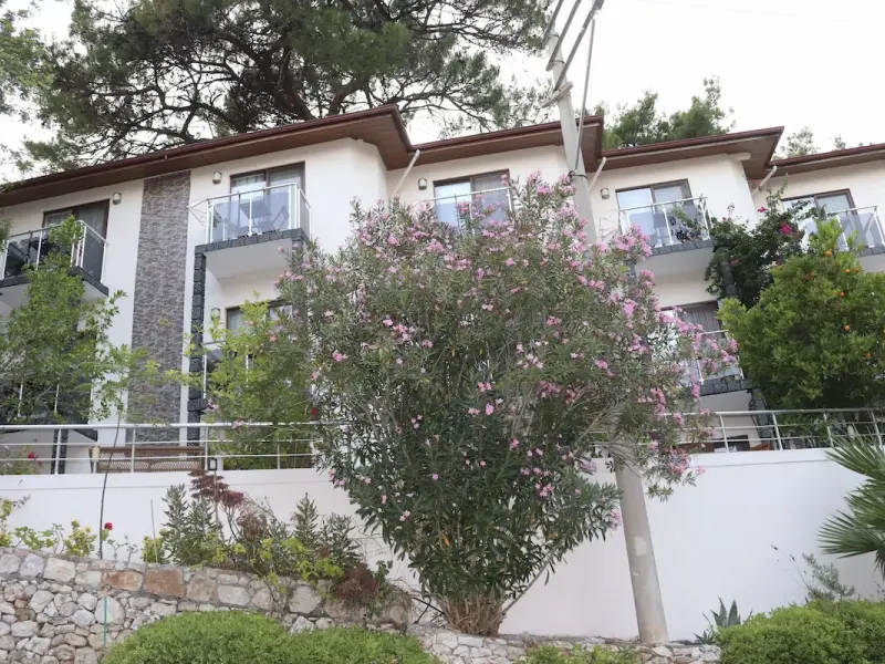 Eden Pyara Hotel 19