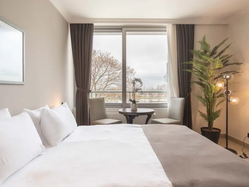 Destiny Marine Hotel 20
