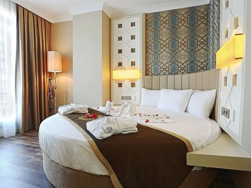 The Grand Mira Business Hotel 15