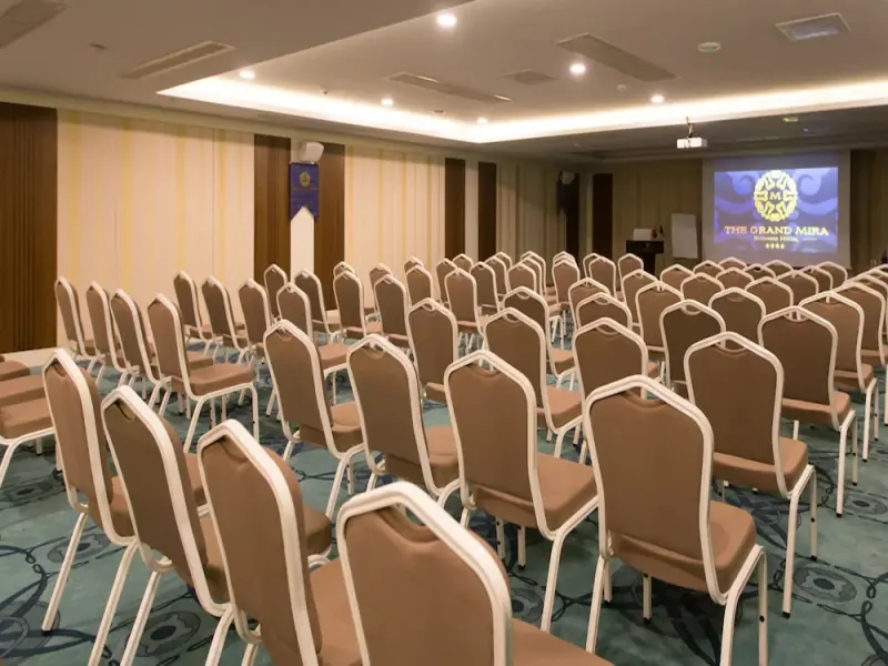 The Grand Mira Business Hotel 17