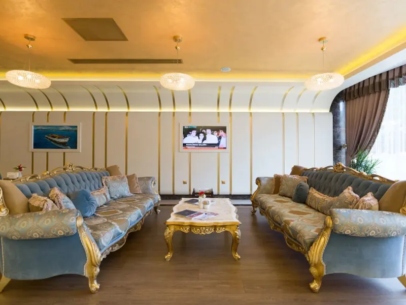 The Grand Mira Business Hotel 22