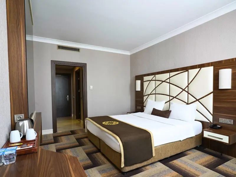 The Grand Mira Business Hotel 40