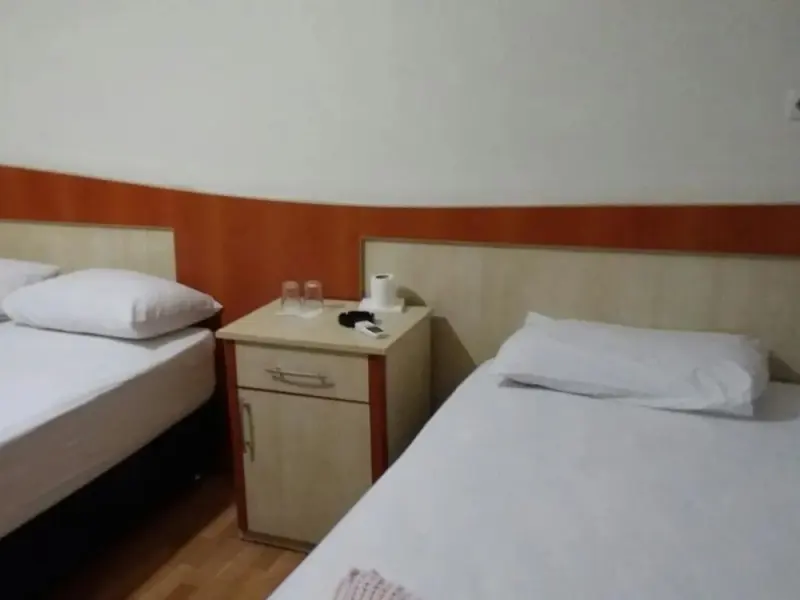 Can Otel 8
