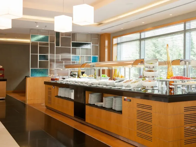 ISG Airport Hotel 25