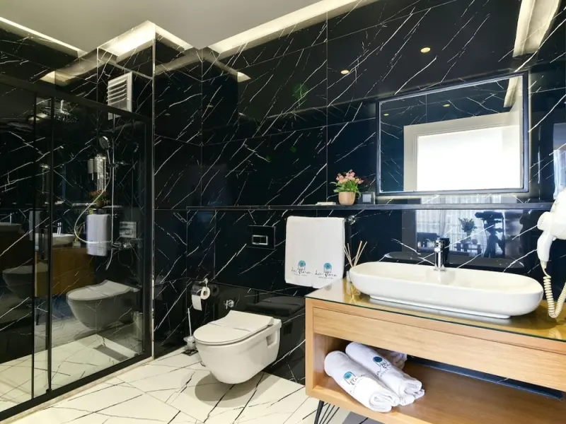 La Flora House Hotel 8