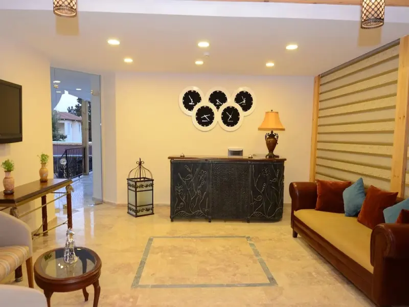 Amore Hotel Teki̇rova 5