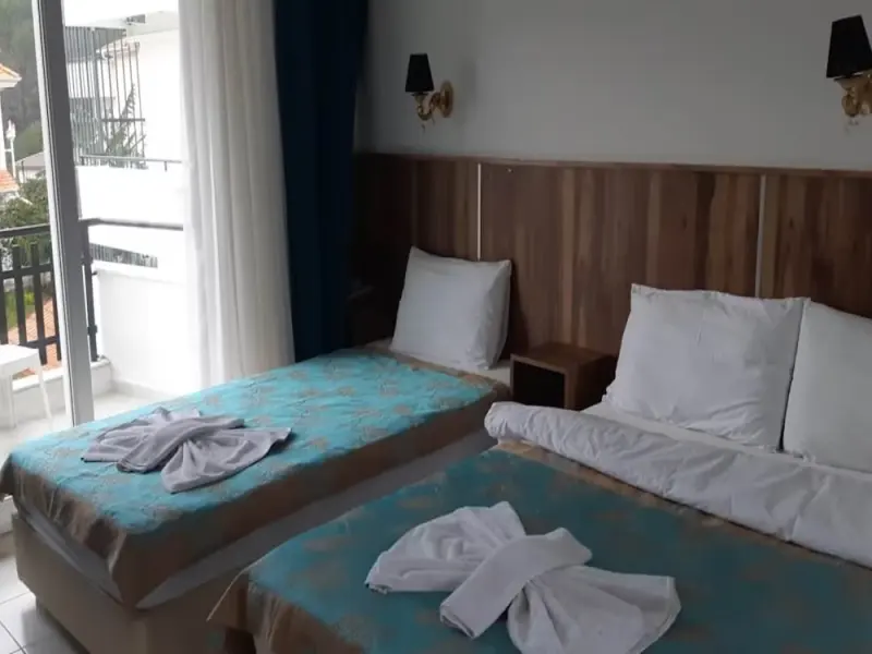 Elijah Hotel 11