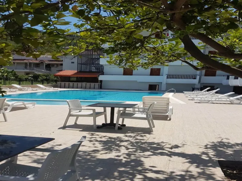 Elijah Hotel 19