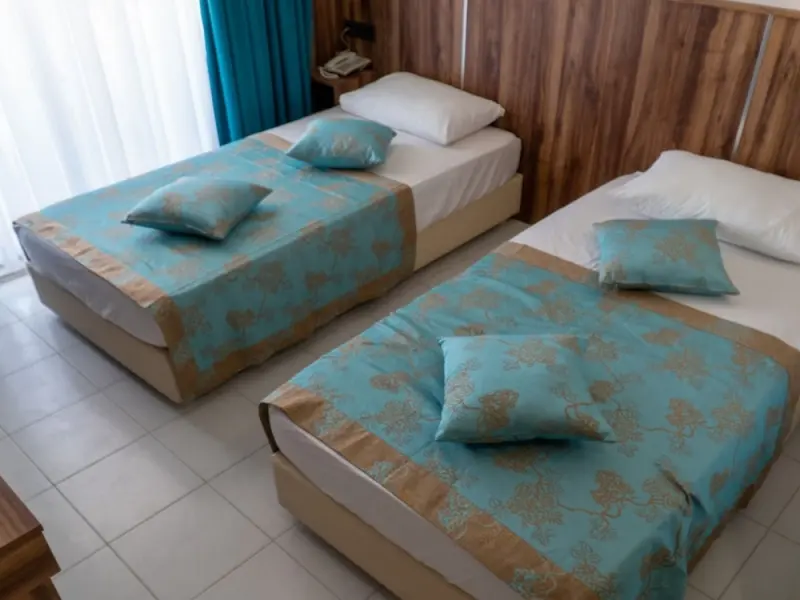 Elijah Hotel 10