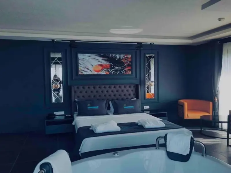 La Cielo Suites 14
