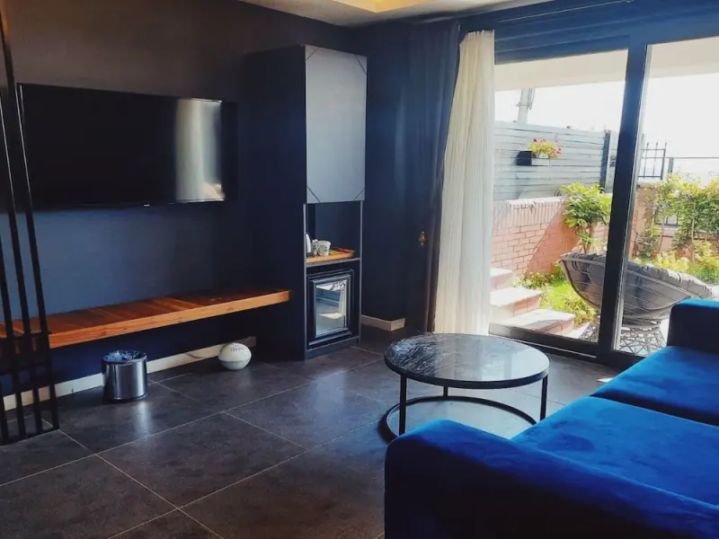 La Cielo Suites 22