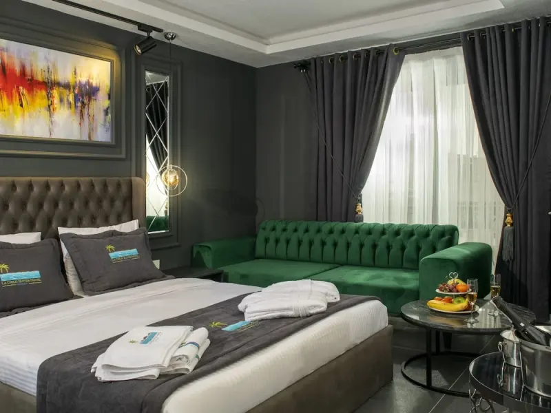 La Cielo Suites 24