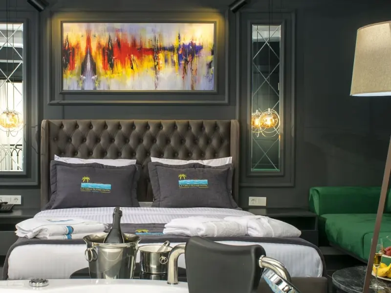 La Cielo Suites 3