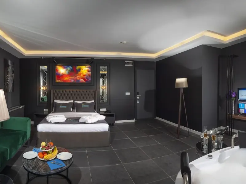 La Cielo Suites 40