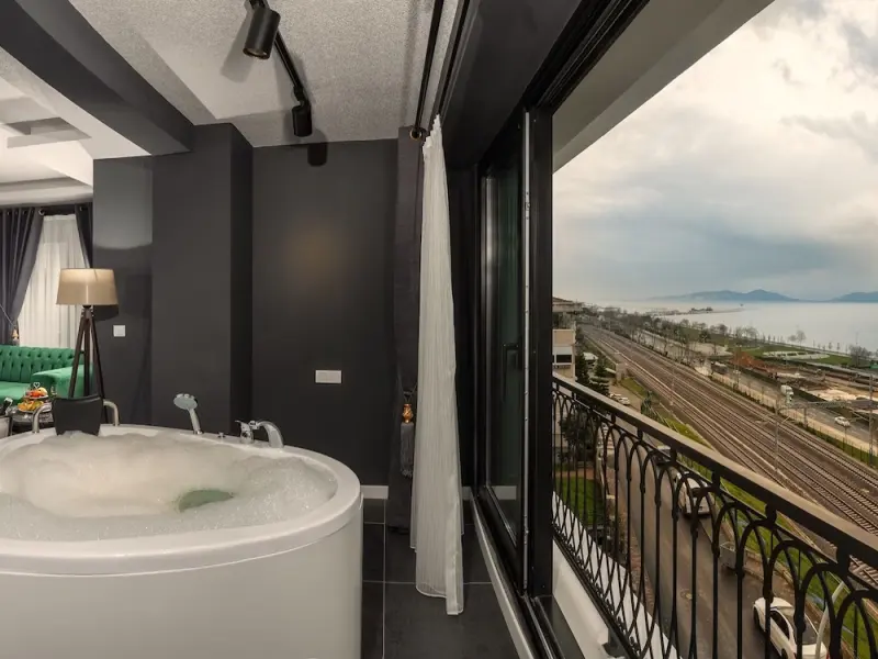 La Cielo Suites 4