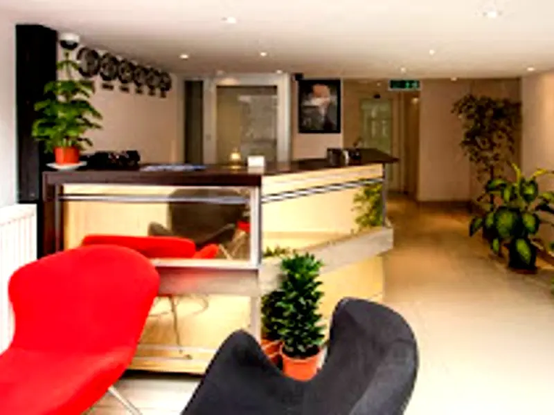 Bade 2 Otel 7