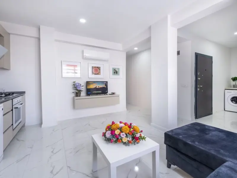 Echinus Hotels 25