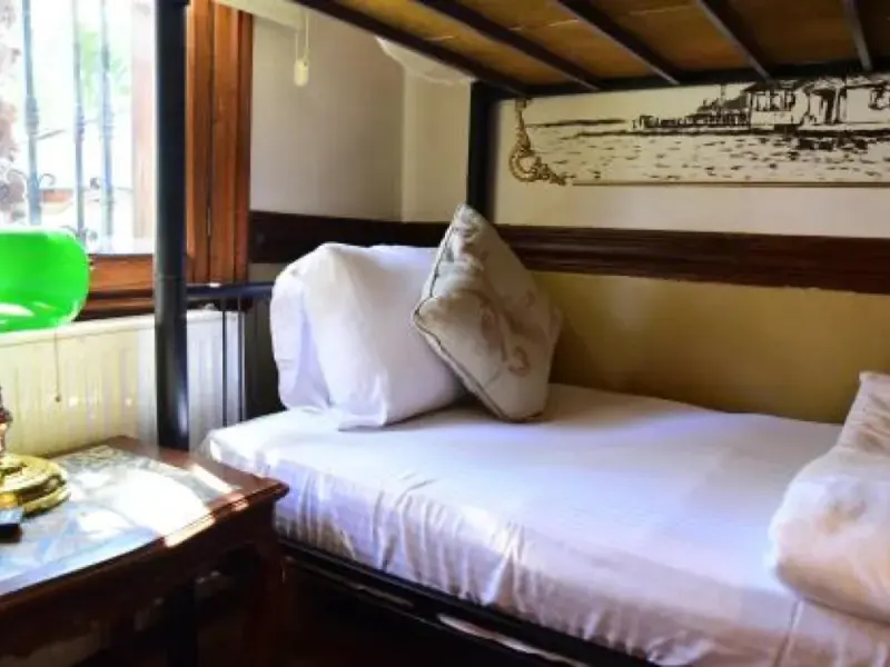 Ottoman Suites By Sera House 9