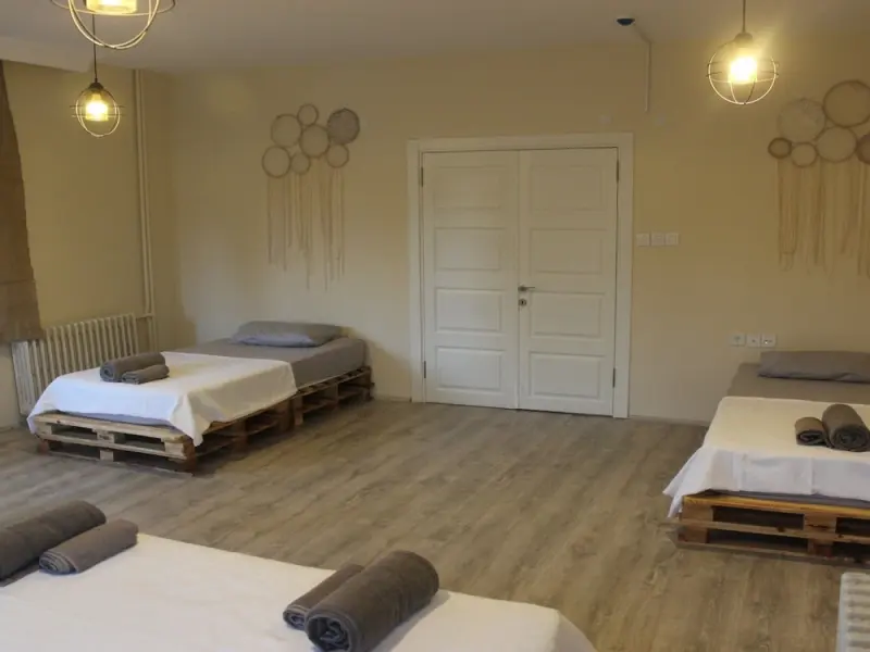 El Mundo Suites 18