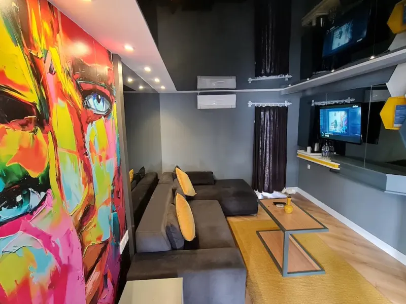 Let'stay Hotel 8