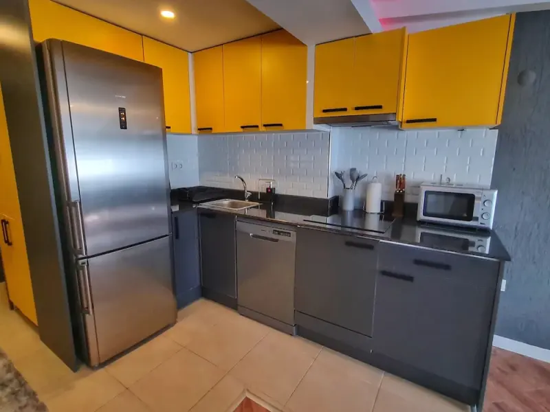 Let'stay Sweet Home Yellow 33
