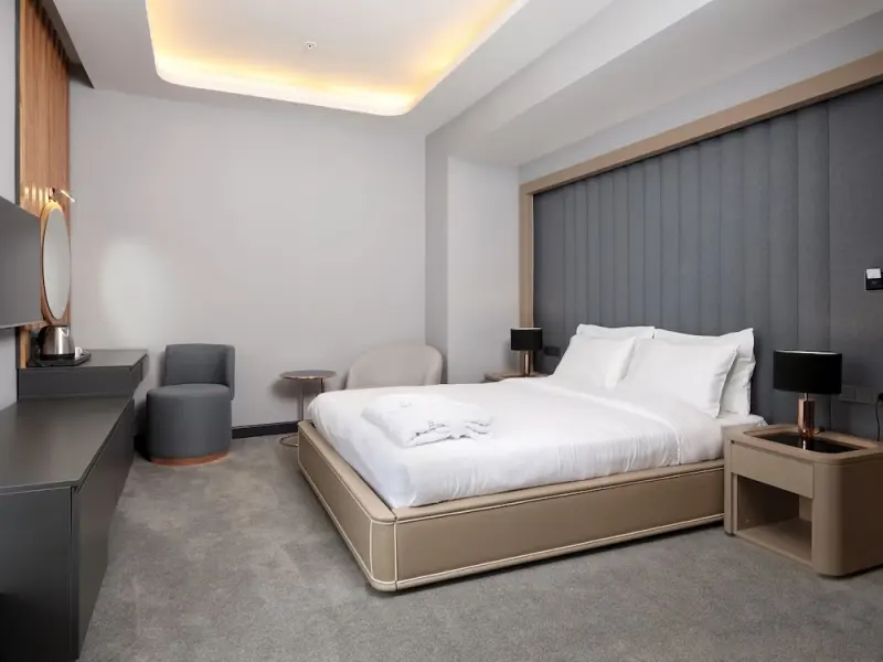 Aileena Hotel Villas 4