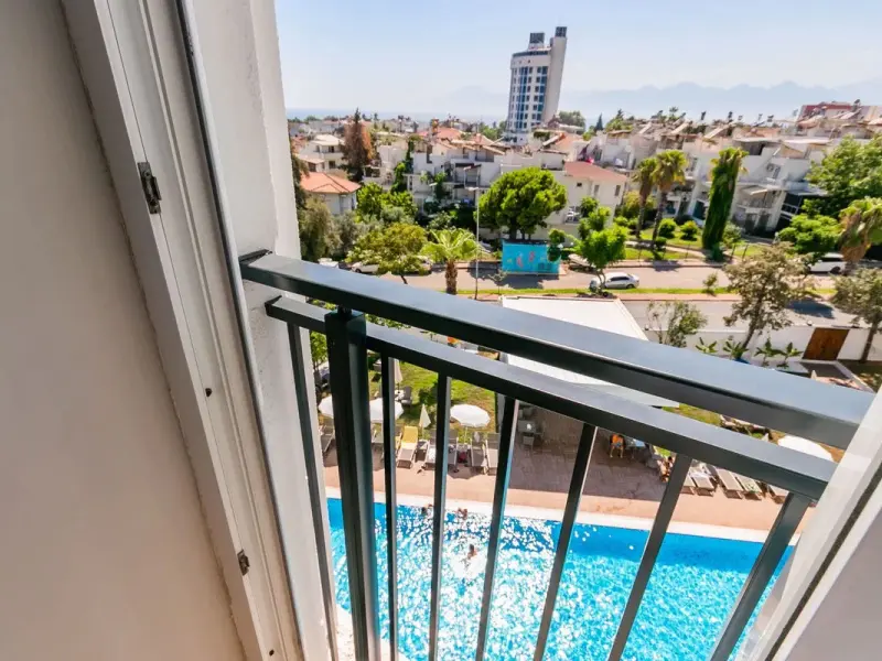 Lara World Hotel 1