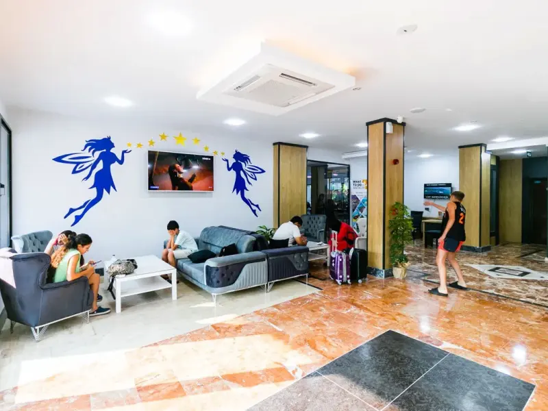 Lara World Hotel 4