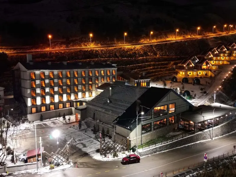 Snowdora Ski Resort Hotel 1