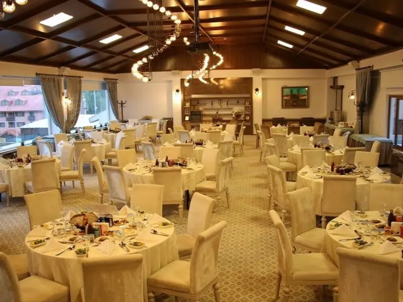 Snowdora Ski Resort Hotel 8