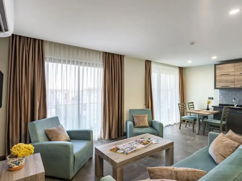 Rodinn Park Hotel 12
