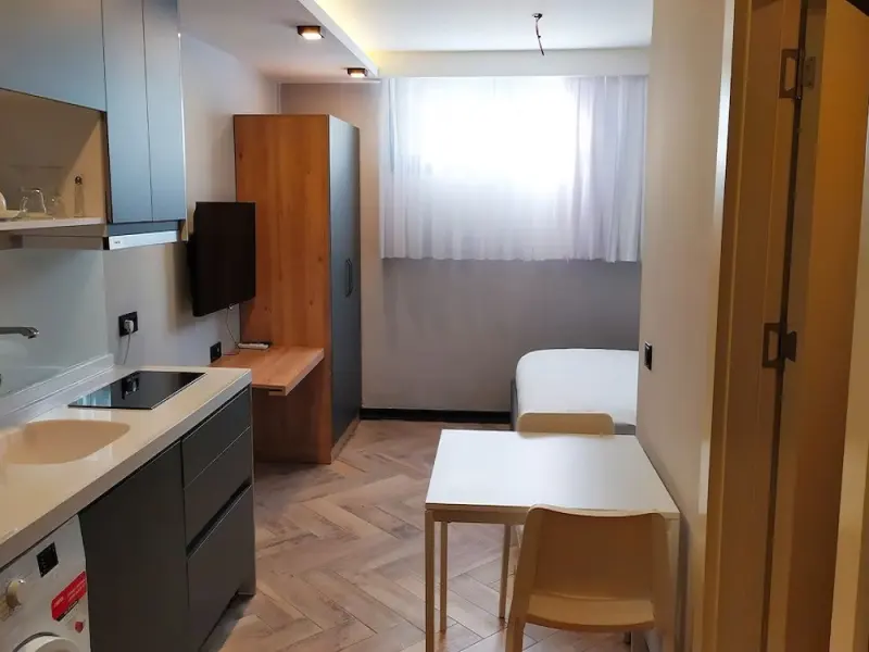Meyde Boutique Suites 15