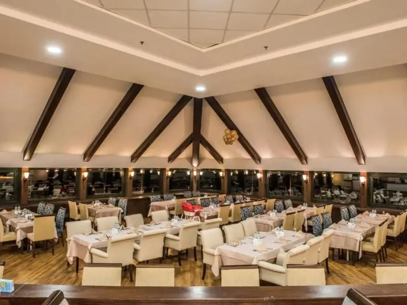 Karinna Hotel 23