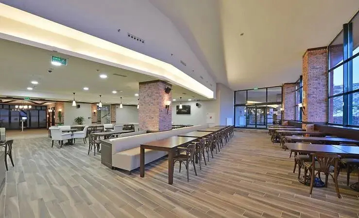 Karinna Hotel 32