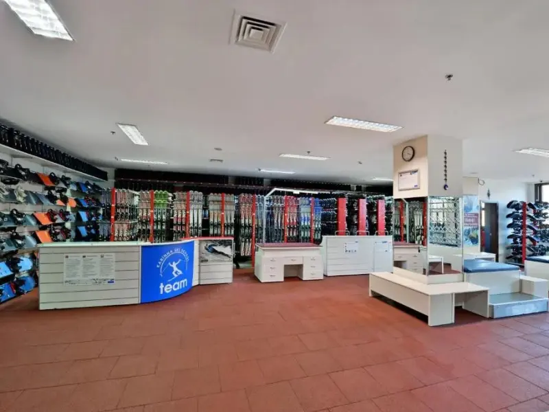 Karinna Hotel 42