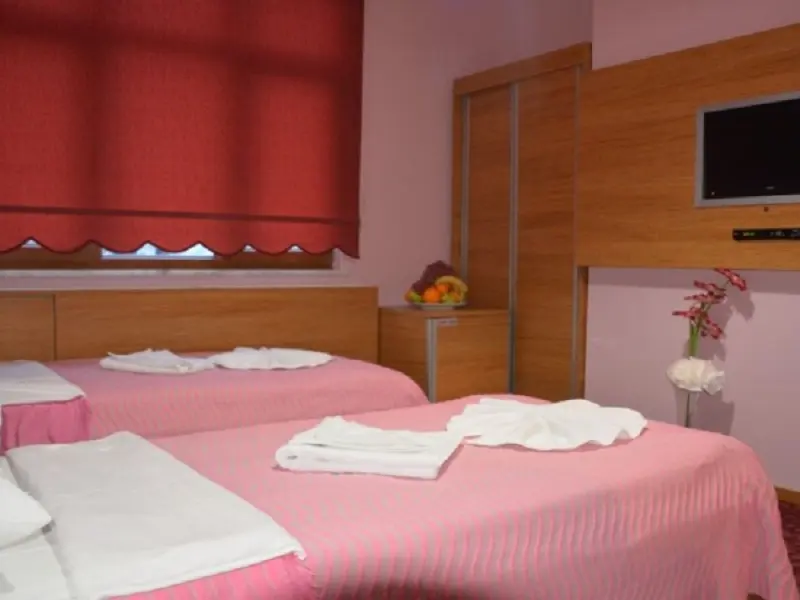 Hopa Heyamo Otel 8