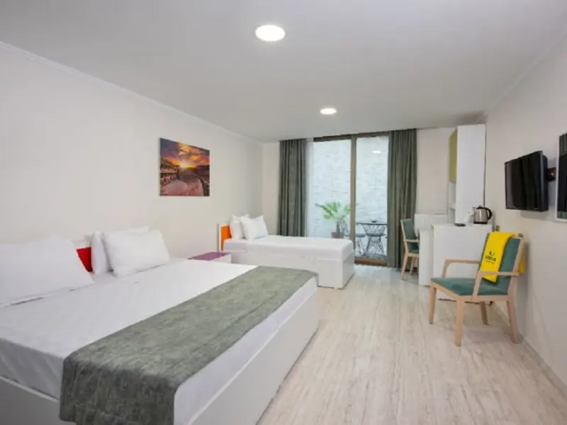 Citrus Park Hotel 10