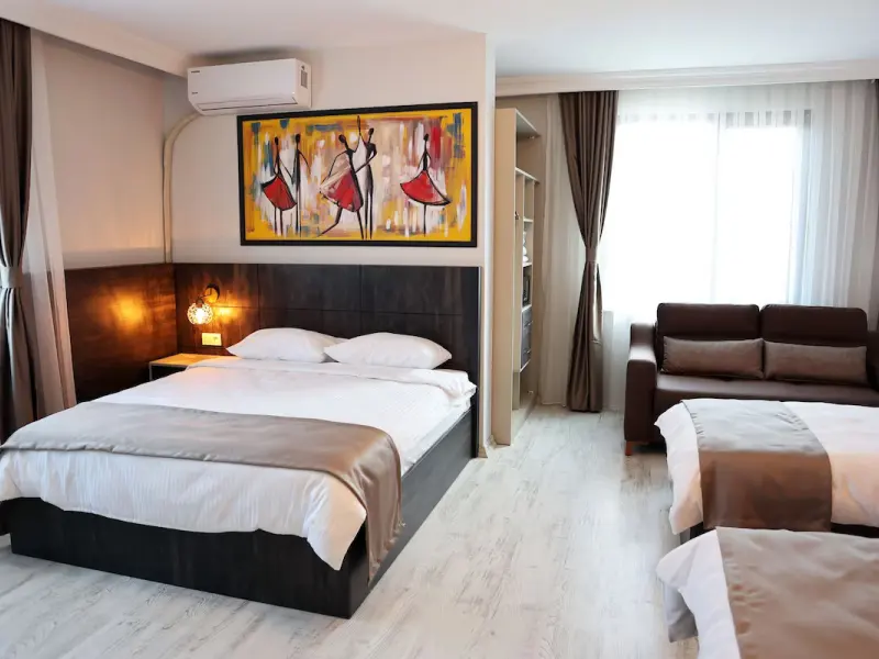 Sar-Per Suites & Hotel 12