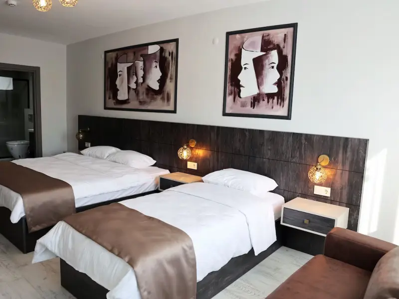 Sar-Per Suites & Hotel 14