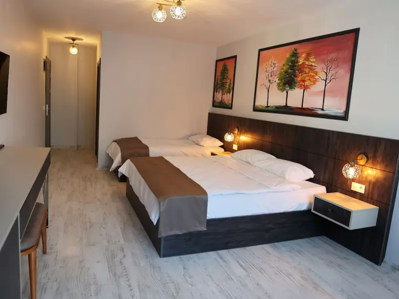 Sar-Per Suites & Hotel 4