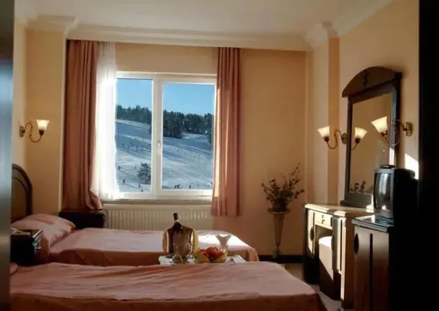 Genc Yazıcı Hotel 4