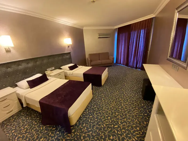 Caprice Beach Hotel 9
