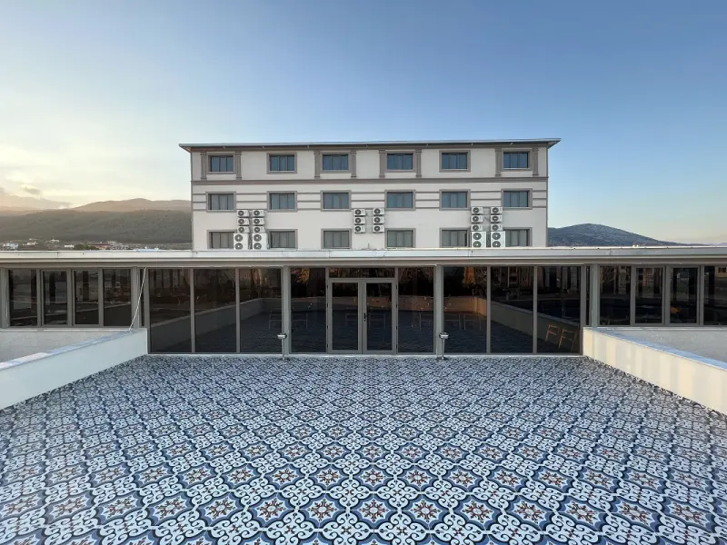 Nikopolis Otel 18