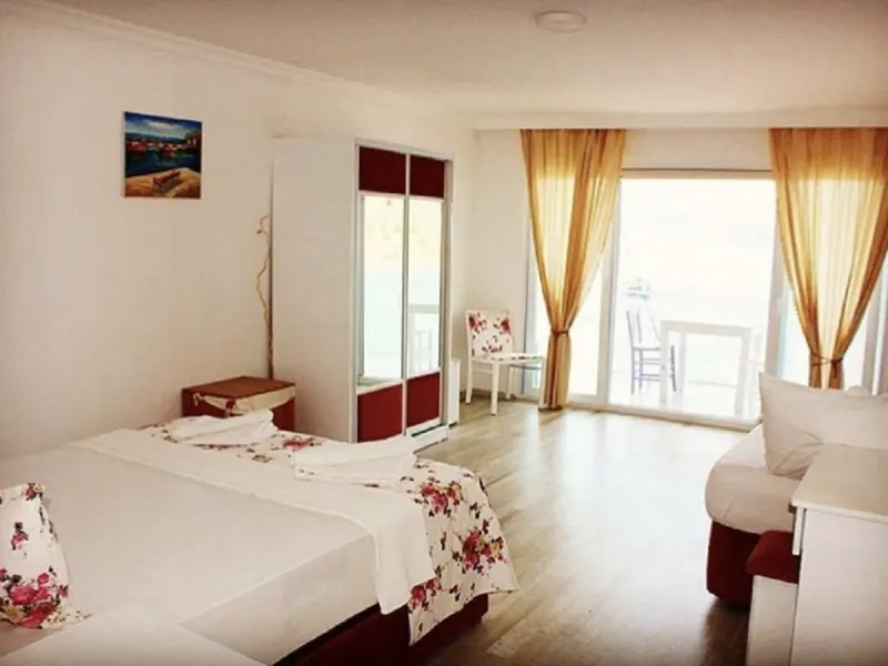 Dolphin Boutique Hotel 14
