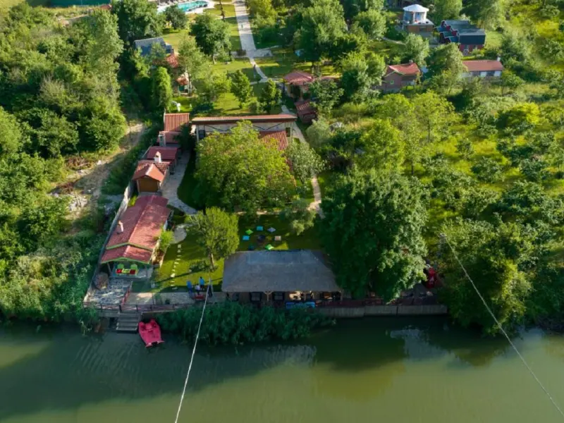 Dachas Cove Houses 5