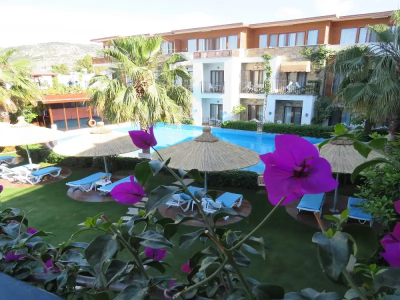Liona Hotel & Spa 12