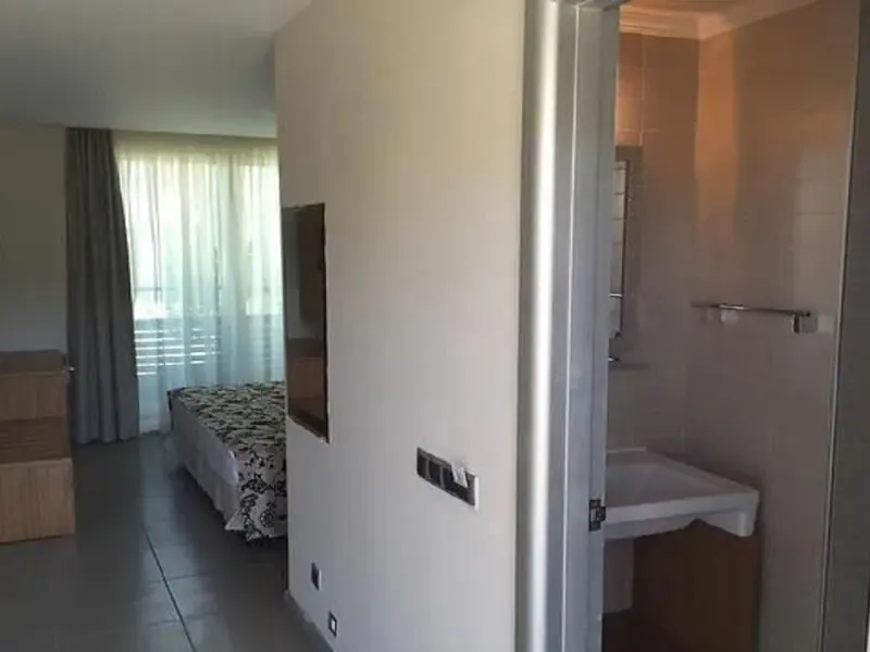 Liona Deluxe Otel 8